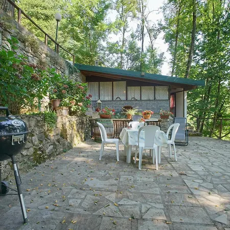 Stunning In Ne With Kitchen *