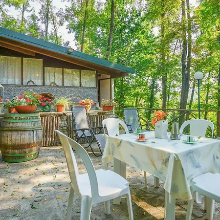 Stunning In Ne With Kitchen * Ne